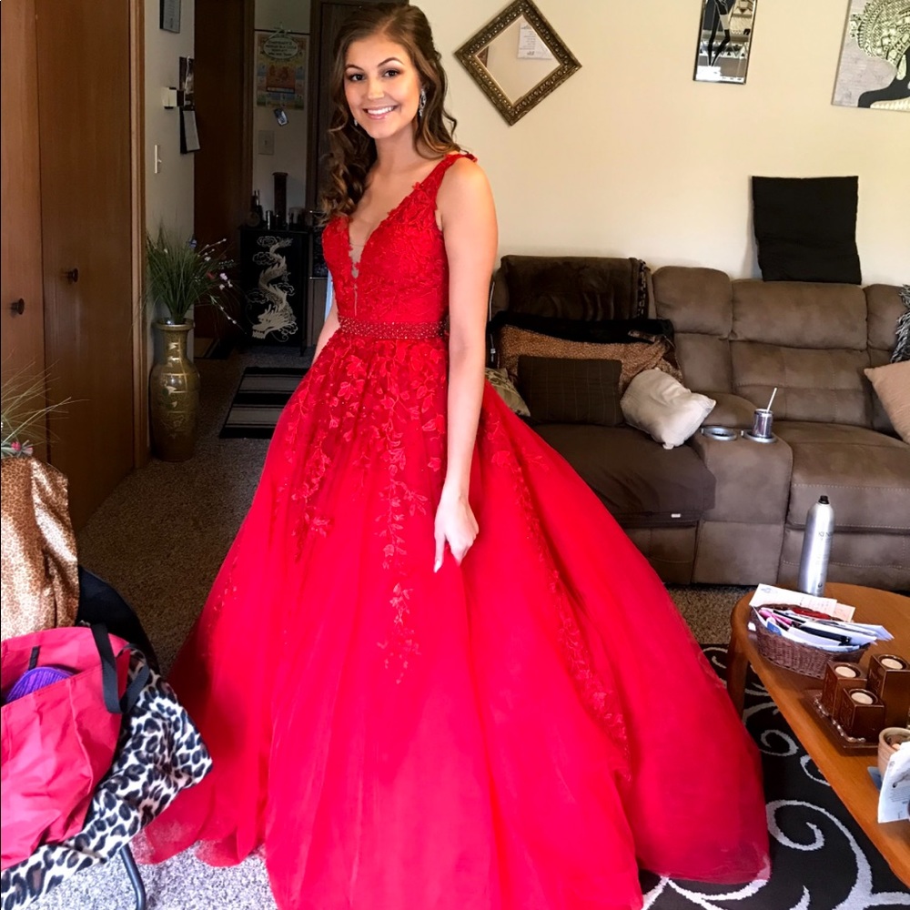PROM DRESS